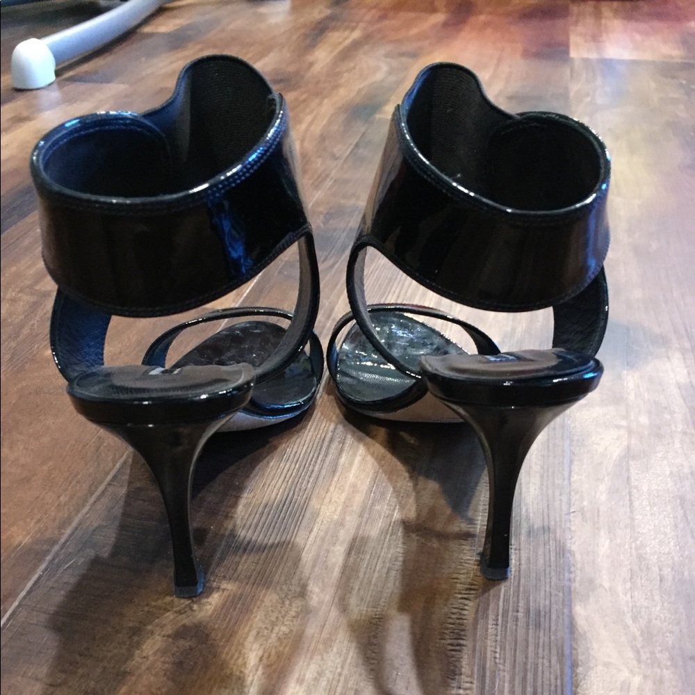 Manolo Blahnik heels size 35.5 - Picture 2 of 4